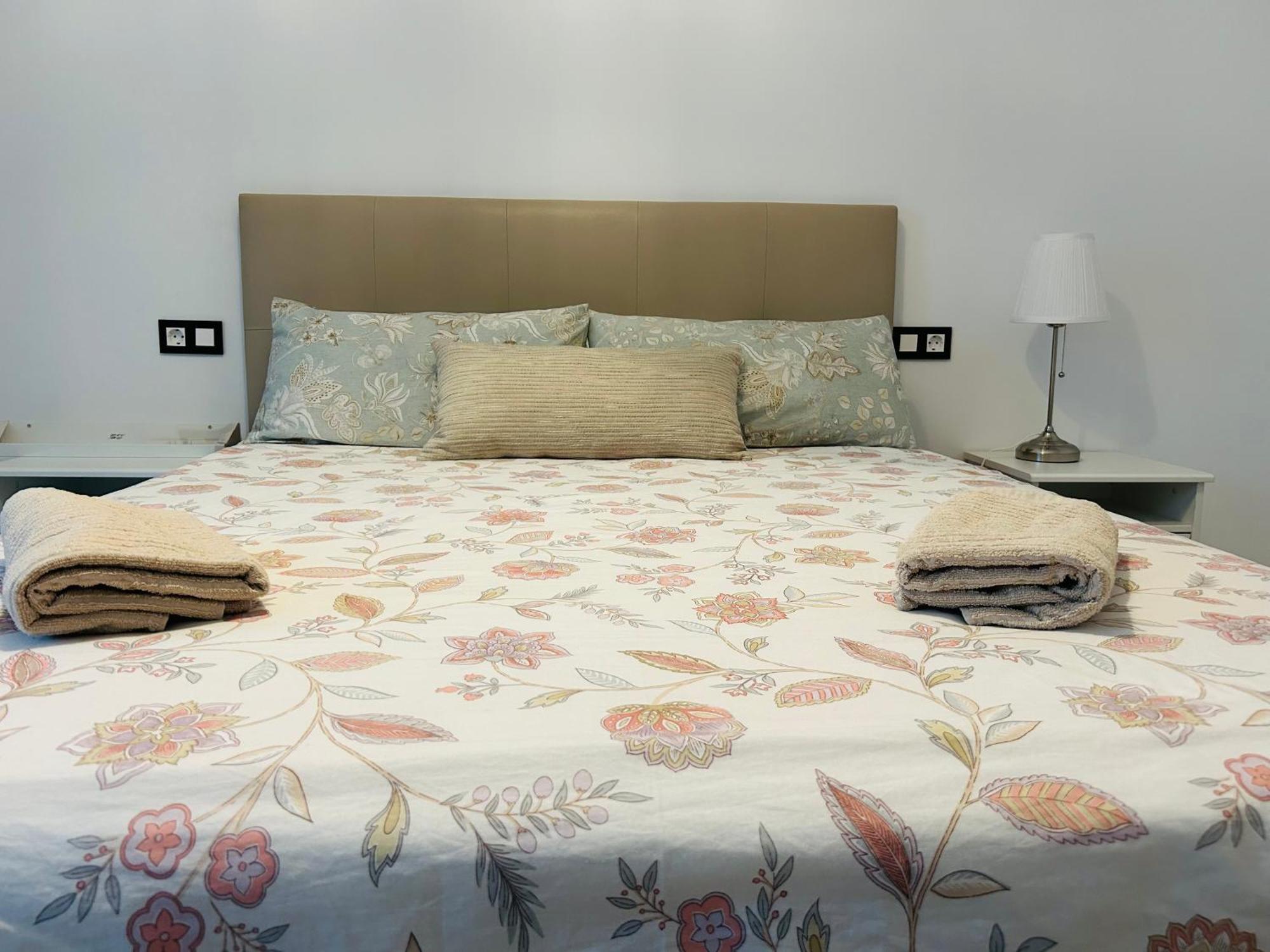 Victoria Beach Premium Малага Экстерьер фото